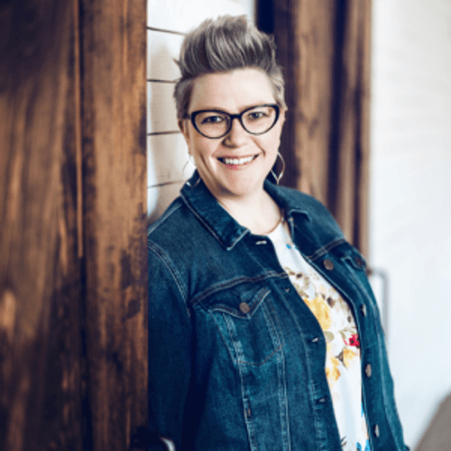 Liz Isaacson